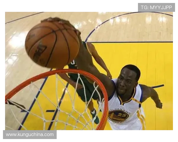 库明加迎来职业生涯巅峰表现得分篮板助攻三项命中率全创纪录